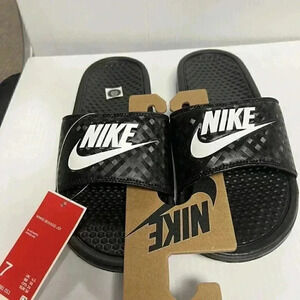 NIKE BENASSI JDI BLACK/WHITE SLIDES # 343881 011 WOMEN’S 7